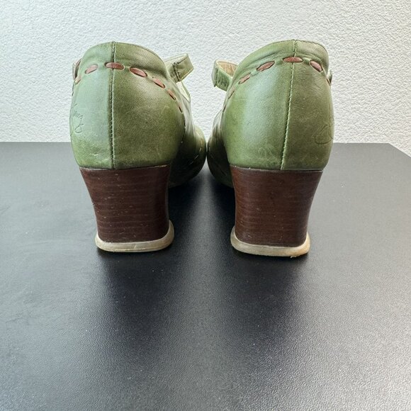 John Fluevog Operetta Malibran Olive Green Criss-Cross mary jane Heels 6.5 - Picture 6 of 10